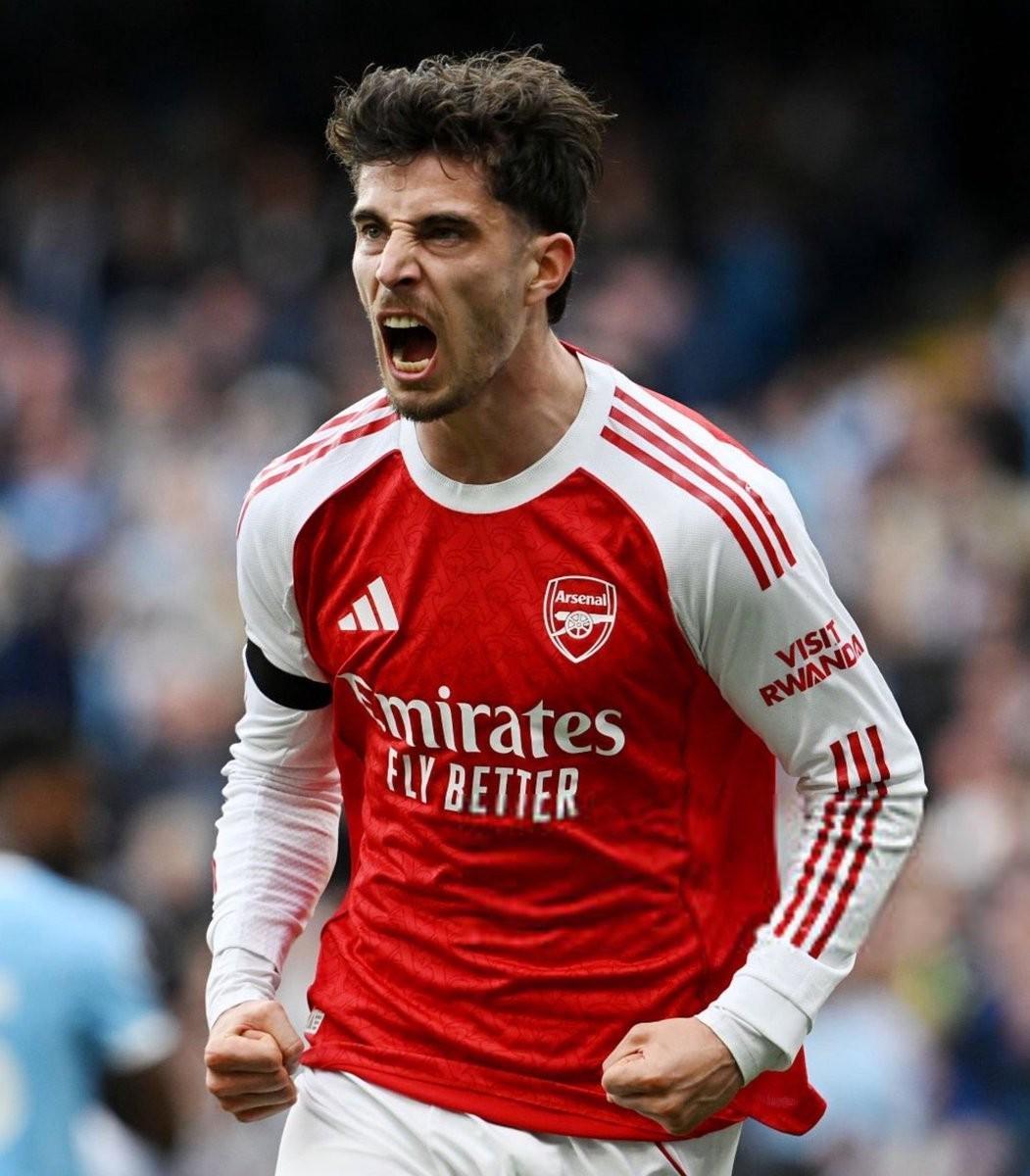 kaiyun-莱斯-费迪南德：哈弗茨串联能力远超哲凯，看起来是旧伤复发